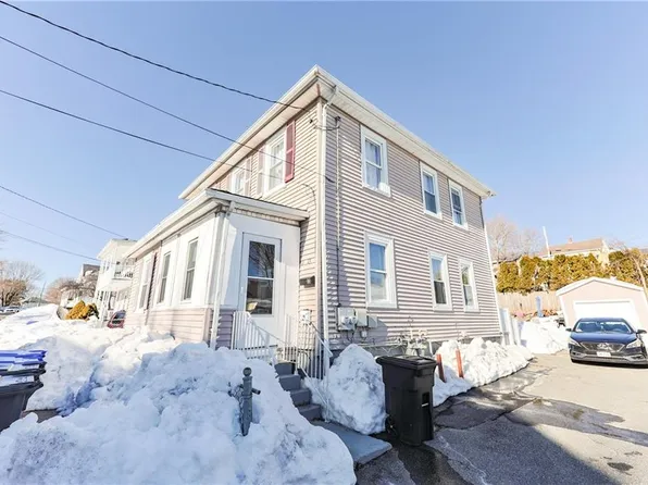 13 Bettez St, West Warwick, RI 02893