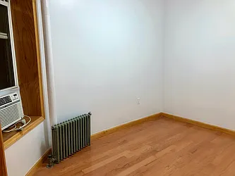 Rented by Century 21 New Golden Age Realty