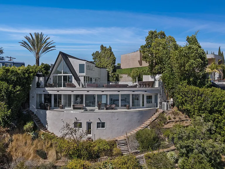 8460 Cole Crest Dr — Photo 35