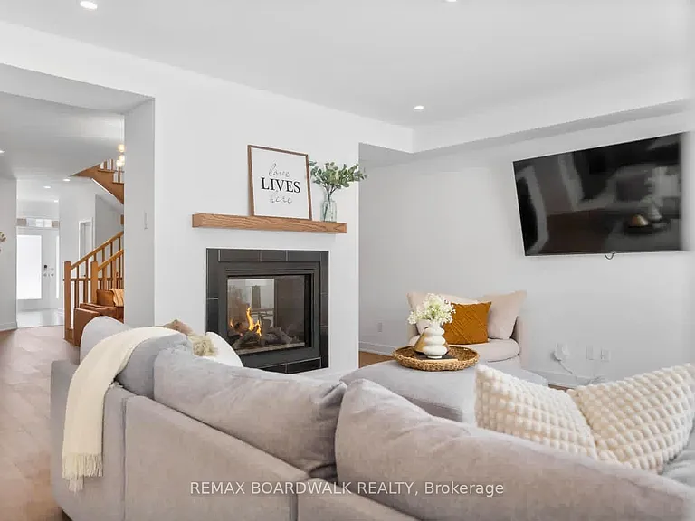 52 Big Dipper St — Photo 15