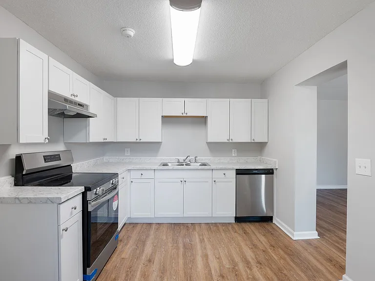 102 Burdock Cir — Photo 8