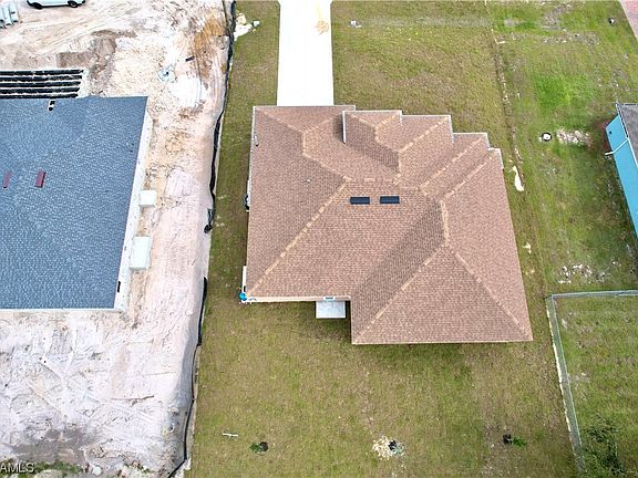3rd image of 4008 NE 10th Ave