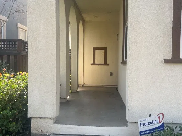 1064 Mariners Dr, Lathrop, CA 95330