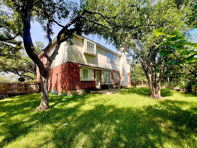 1105 Ravens Cv — Photo 20