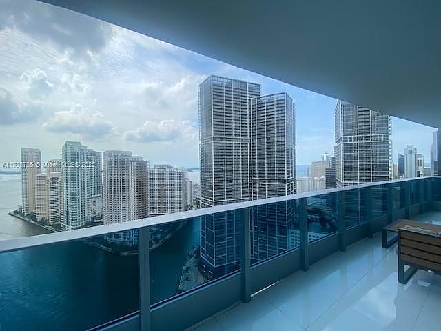 2nd image of 200 Biscayne Boulevard Way APT 3505
