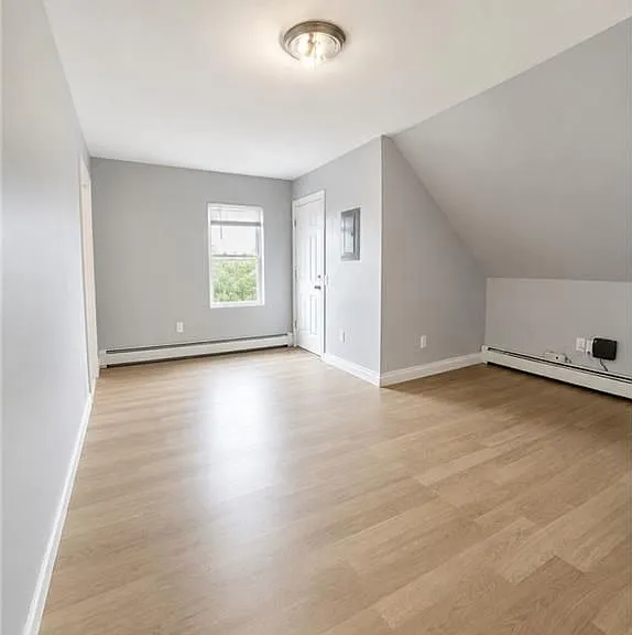 40 Norwich Ave #3 — Photo 8