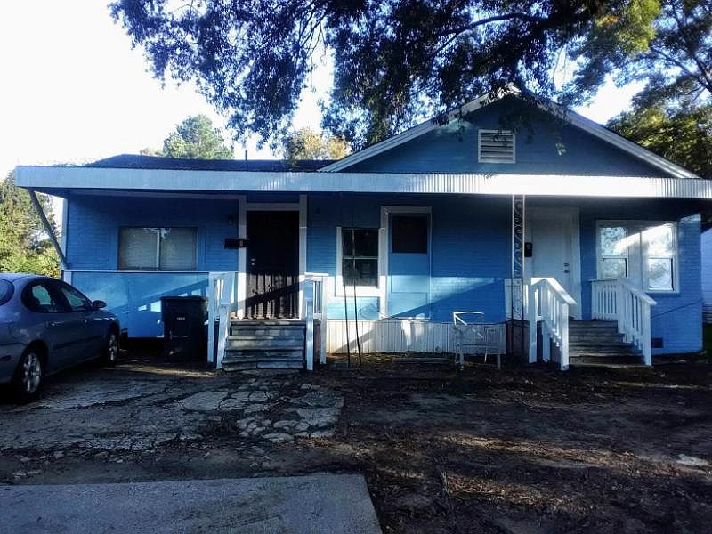 1st image of 3856 Flora Ave #A