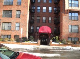 19 Pomona Ave, Newark, NJ 07112