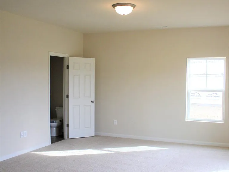 232 Parkland Dr — Photo 10