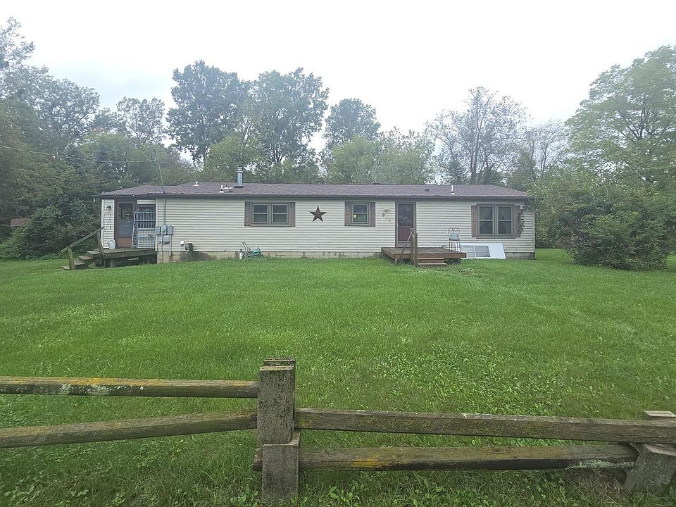 1st image of 942 Munith Rd