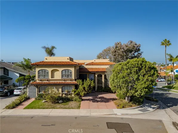 16581 Melville Cir, Huntington Beach, CA 92649