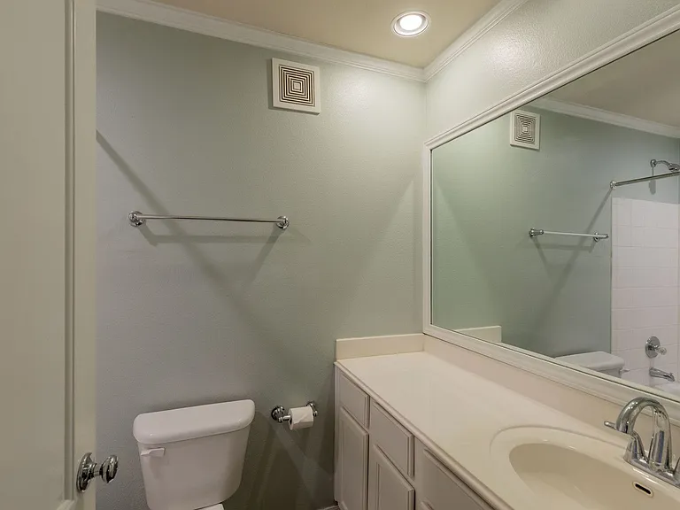 9525 Capital Of Texas Hwy #134 — Photo 16