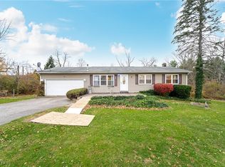 14086 Rock Creek Rd, Chardon, OH 44024