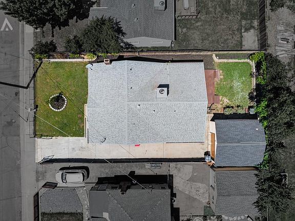 2nd image of 2820 Branch St