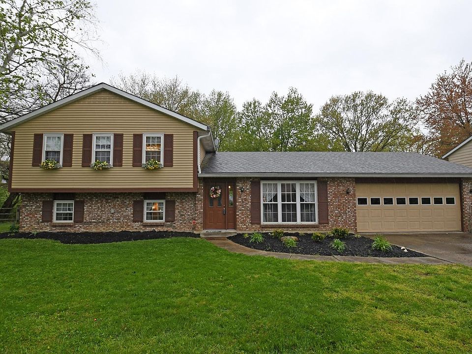 1st image of 754 Anthony Ln