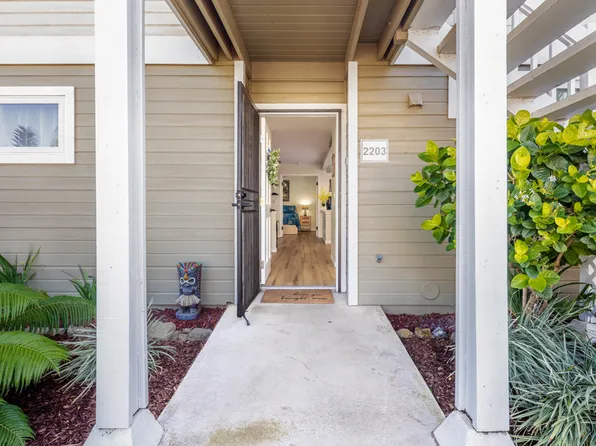 68-3883 Lua Kula St APT 2203, Waikoloa, HI 96738