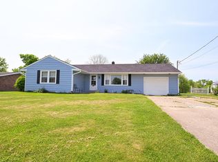 17613 Hillcrest Dr, Lawrenceburg, IN 47025