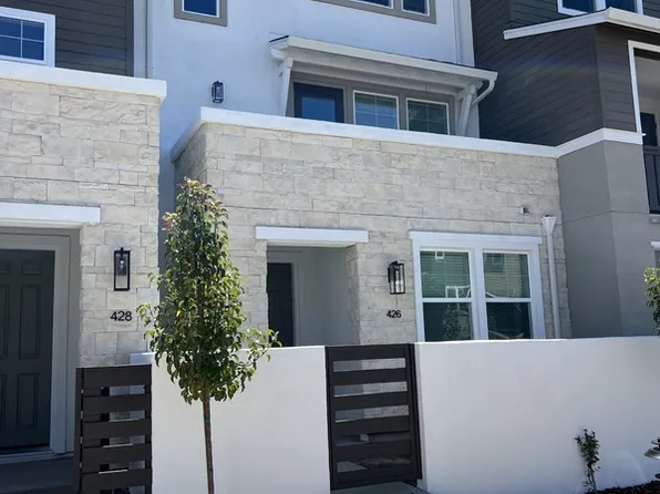 426 Semillon Ln, Santa Rosa, CA 95403