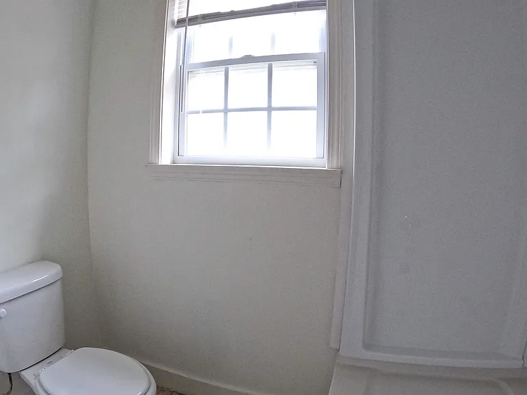 1121 14th Ave S — Photo 14