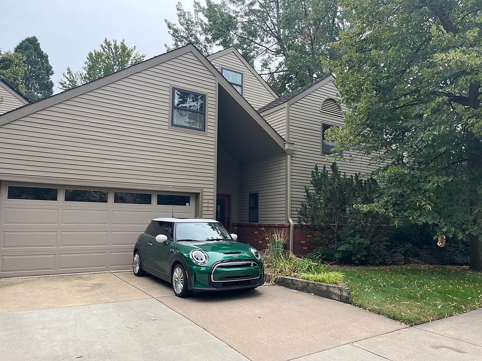 1st image of 800 Racquet Ln