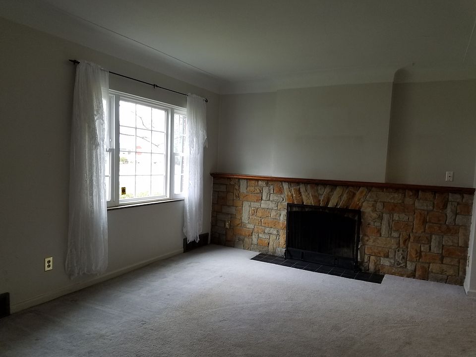 2nd image of 4105 Elmway Dr