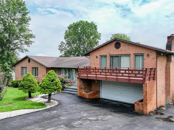 335 Gary Dr, Richlands, VA 24641