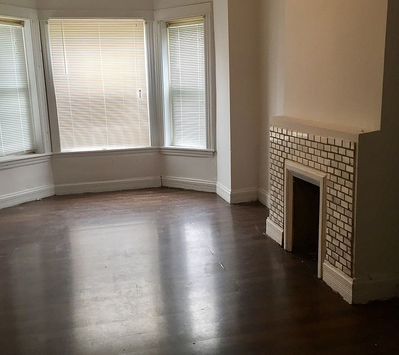 2nd image of 1949 S Trumbull Ave #1