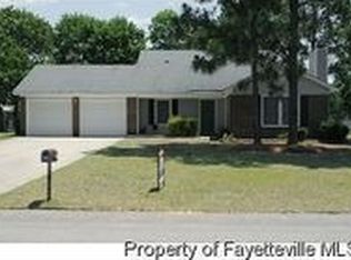 717 Rim Rd, Fayetteville, NC 28314