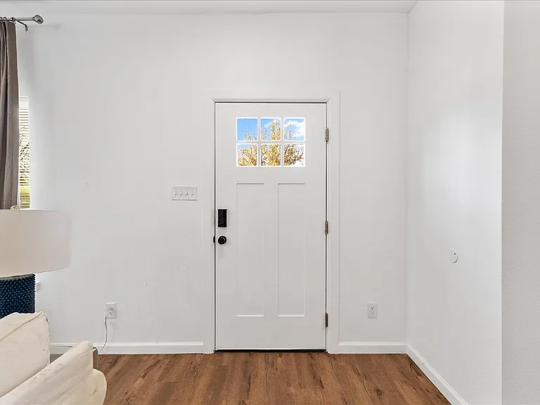3517 Mission St — Photo 4