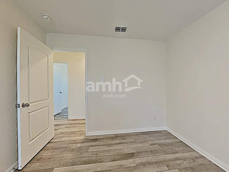 310 Garrett Ct — Photo 23