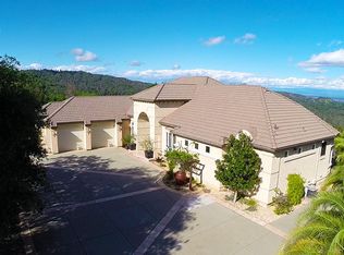 15033 Middletown Park Dr, Redding, CA 96001