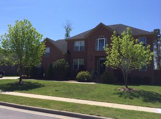 724 Redleafe Cir, Chesapeake, VA 23320