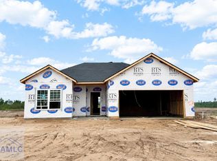 301 Quail Run Way SE, Allenhurst, GA 31301