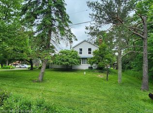 4750 Groveland Rd, Ortonville, MI