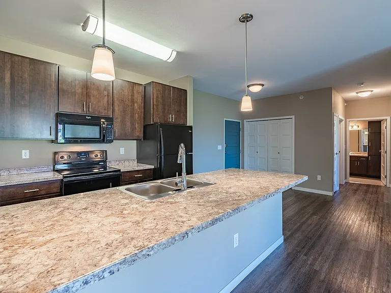 Latitude Apartments — Photo 37