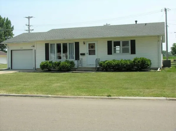 1232 Oak St, Osage, IA 50461
