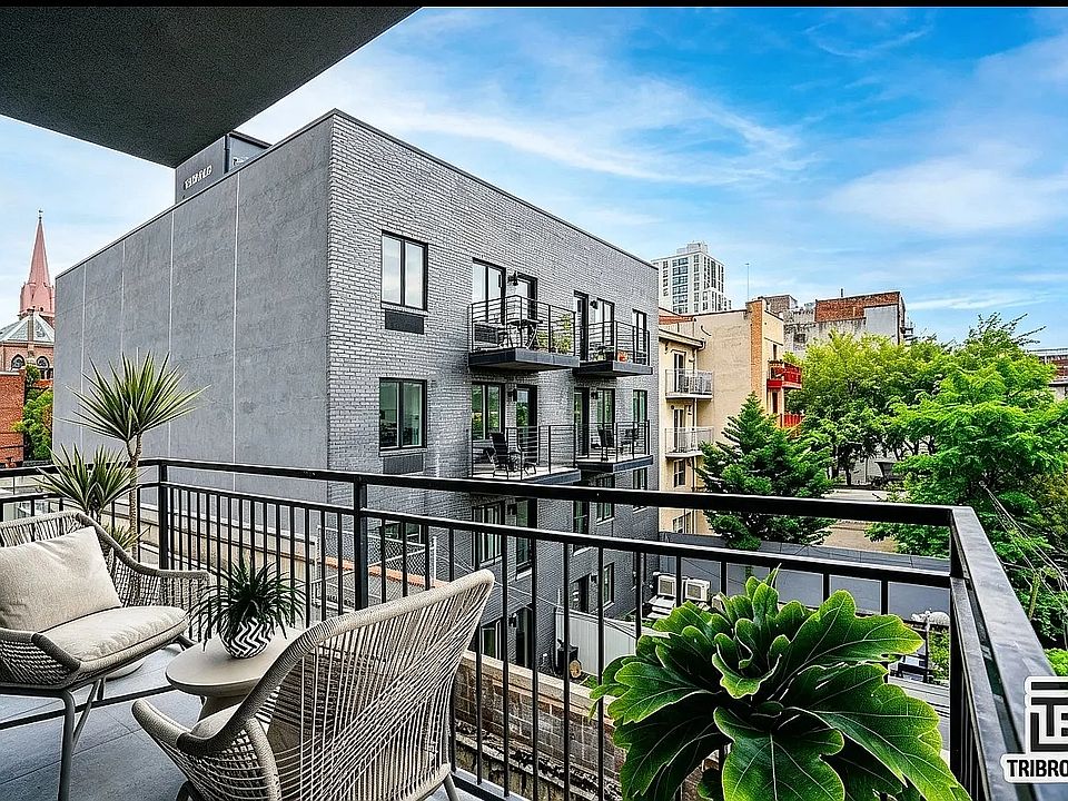 1st image of 477 Lexington Ave APT 3B