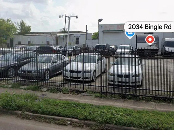 2034 Bingle Rd, Houston, TX 77055