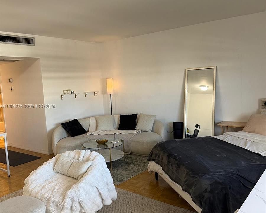 1st image of 100 Lincoln Rd #1512