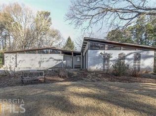 2174 Spring Creek Rd, Decatur, GA 30033