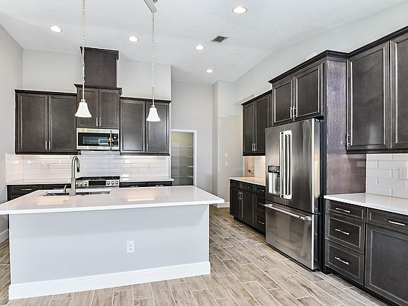 Bridgeport Tranquil Transitional Design Collection
