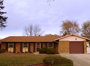 6707 Pershing Ct, Woodridge, IL 60517
