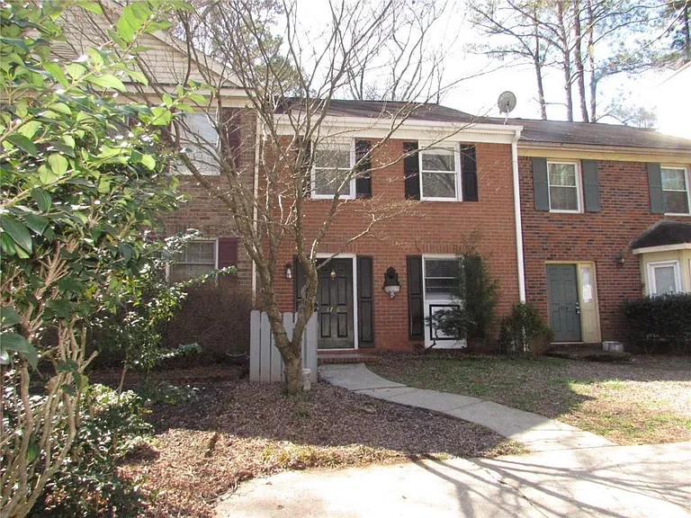 1716 Twin Brooks Dr — Photo 32