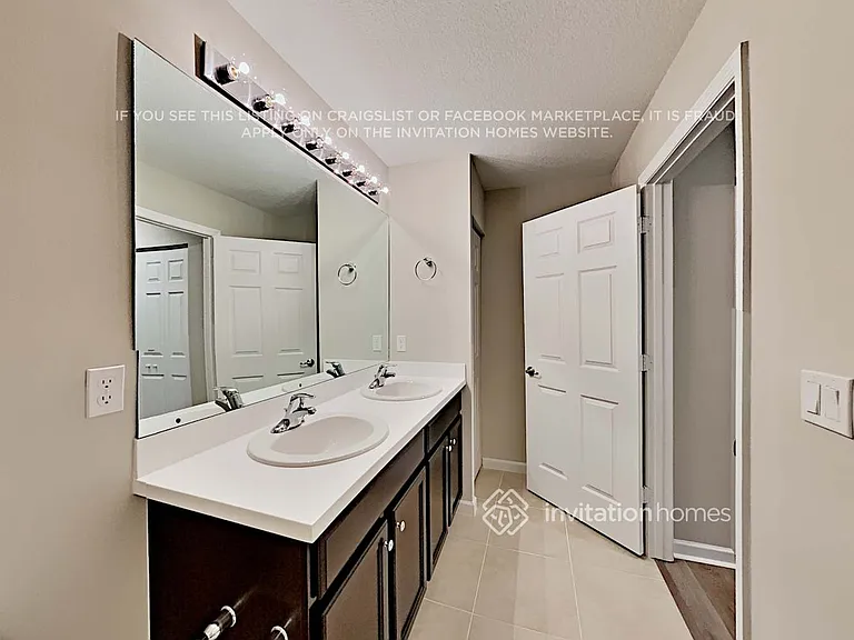 1557 SE Mariana Rd — Photo 22