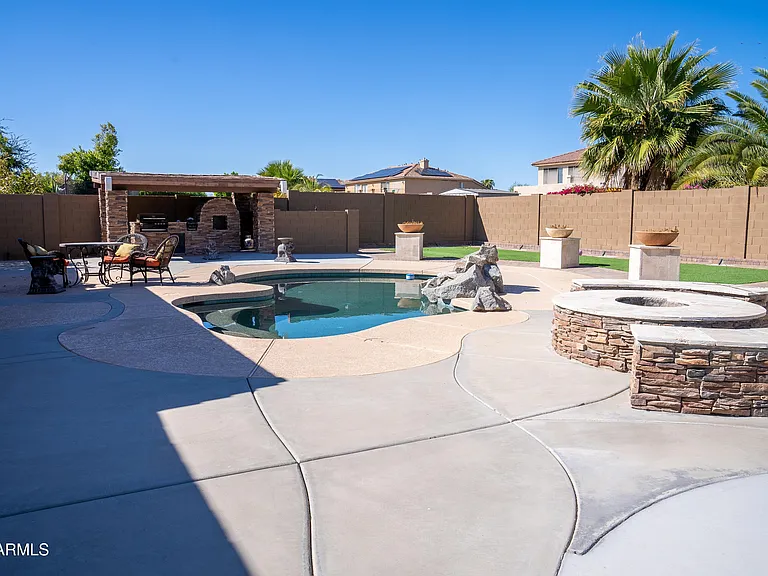 13612 W Windsor Blvd — Photo 44