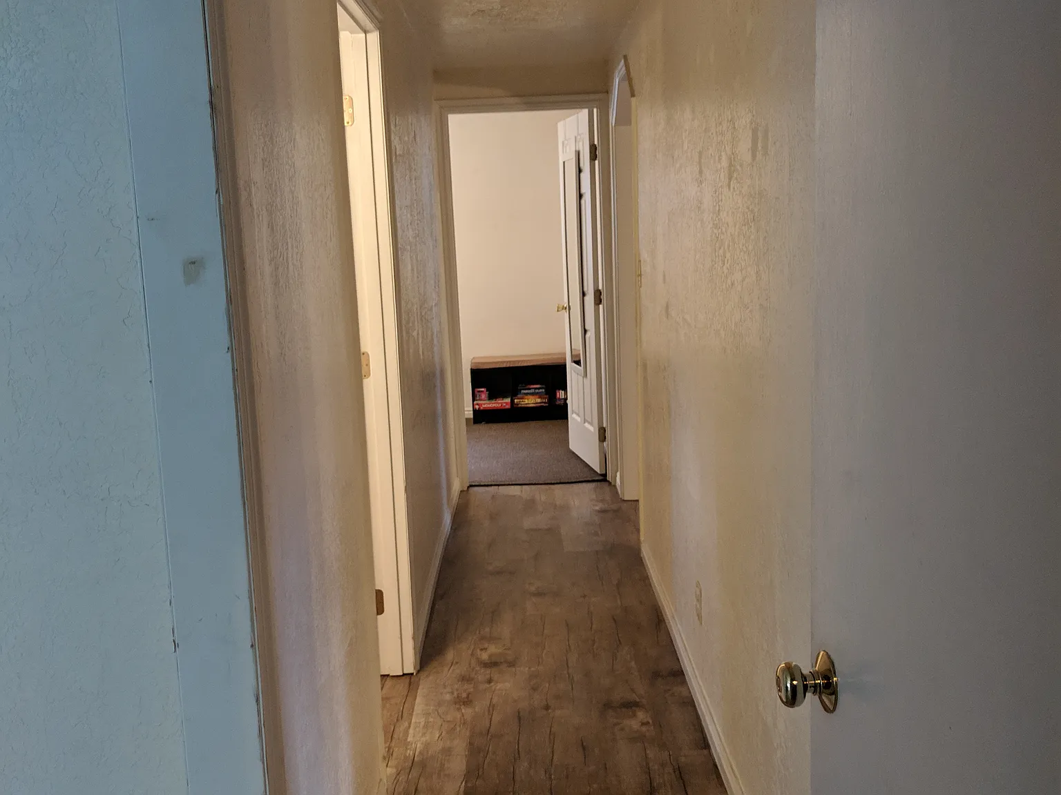 3 bed, 1400 sqft, $2,000 — Photo 3