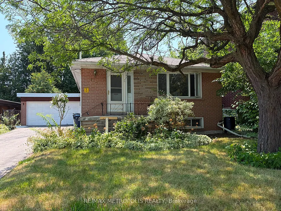 359 Patricia Ave #MAIN