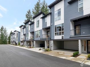 13710 Ash Way #B4, Everett, WA