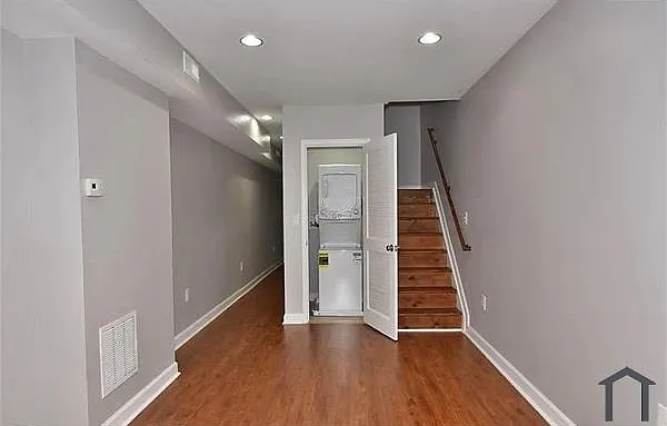 2 bed, 1200 sqft, $1,450 — Photo 2