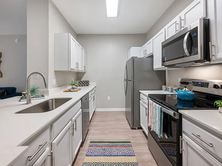 Grand Reserve Apartment Homes — Photo 15
